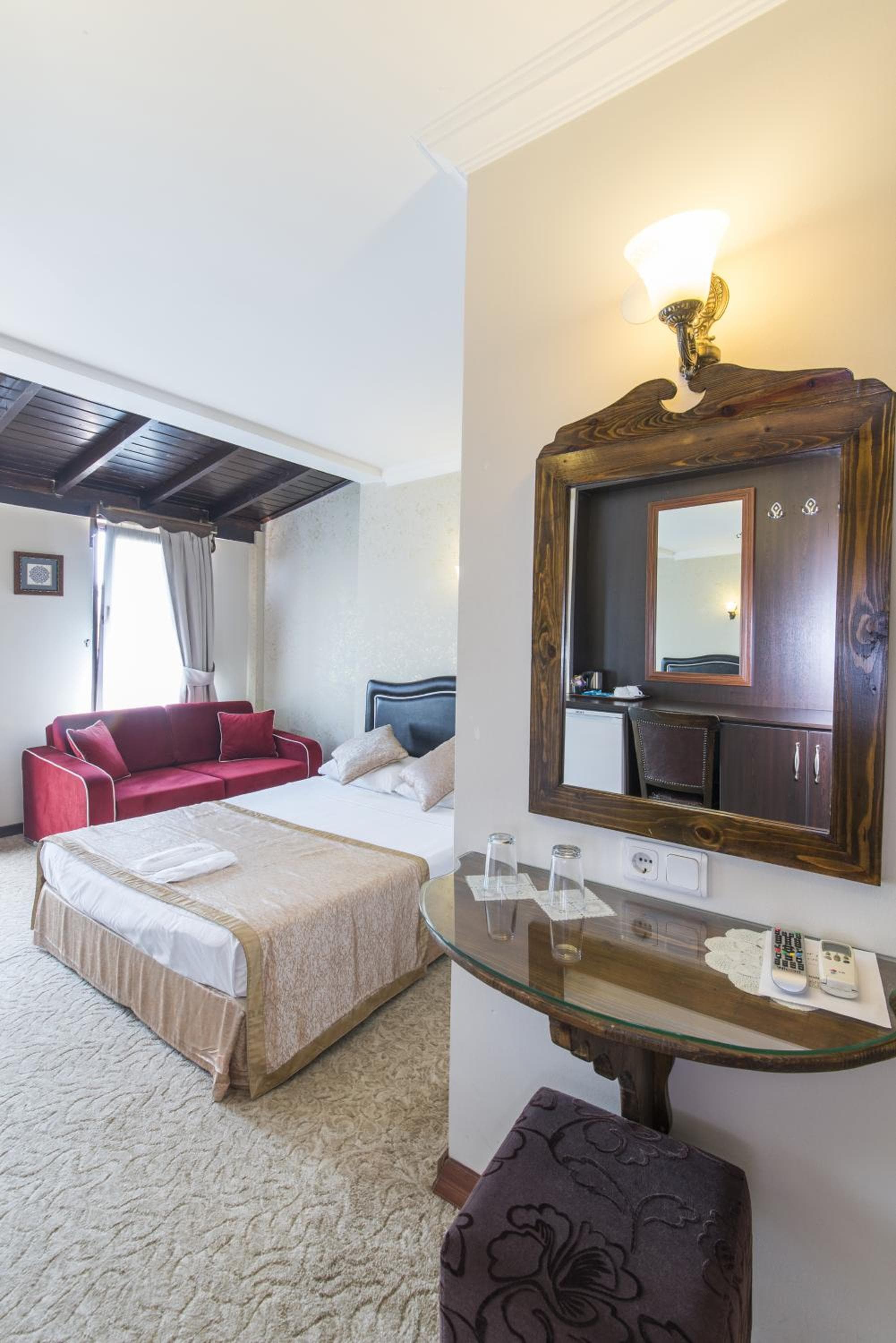 Deluxe Double Room with Balcony