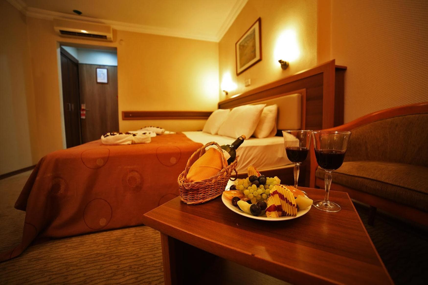 Deluxe Double or Twin Room with Sea View