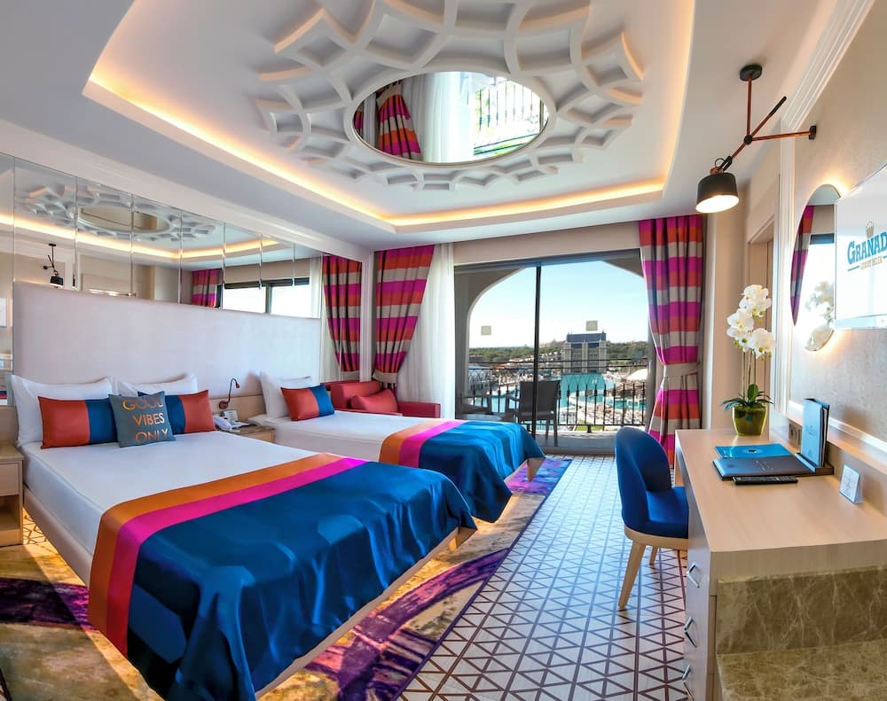 Standard Room, Pool View