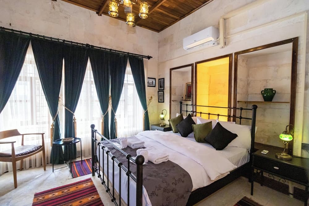 Basic Double Room