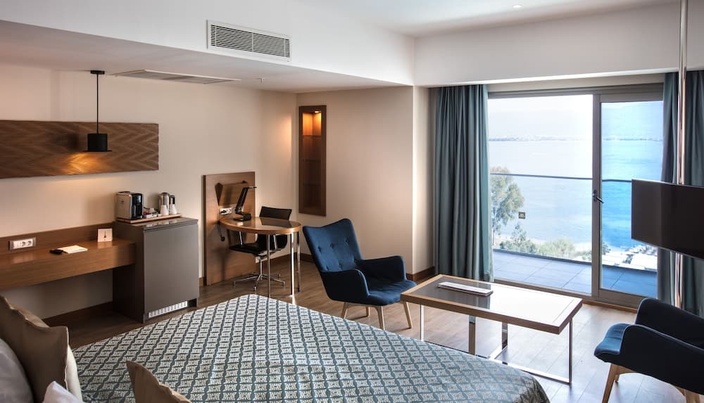 Deluxe Suite Sea View
