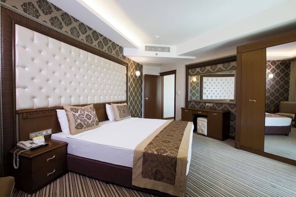 Suite, Mountain View