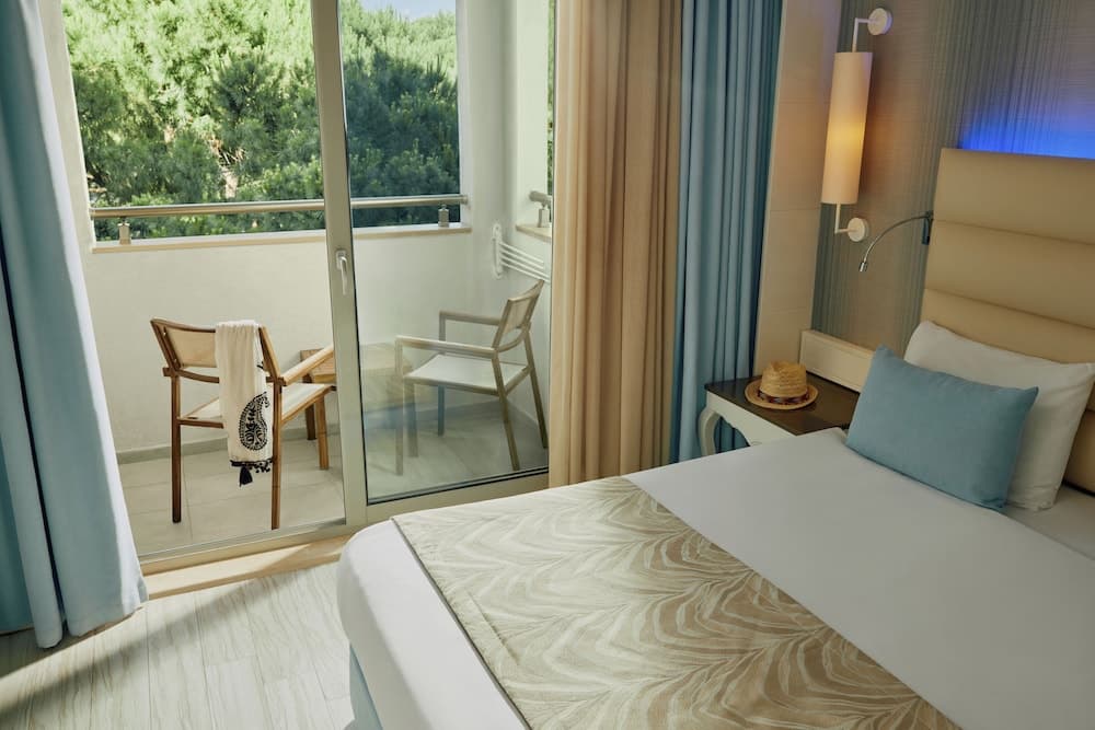 Main Building Suite Room